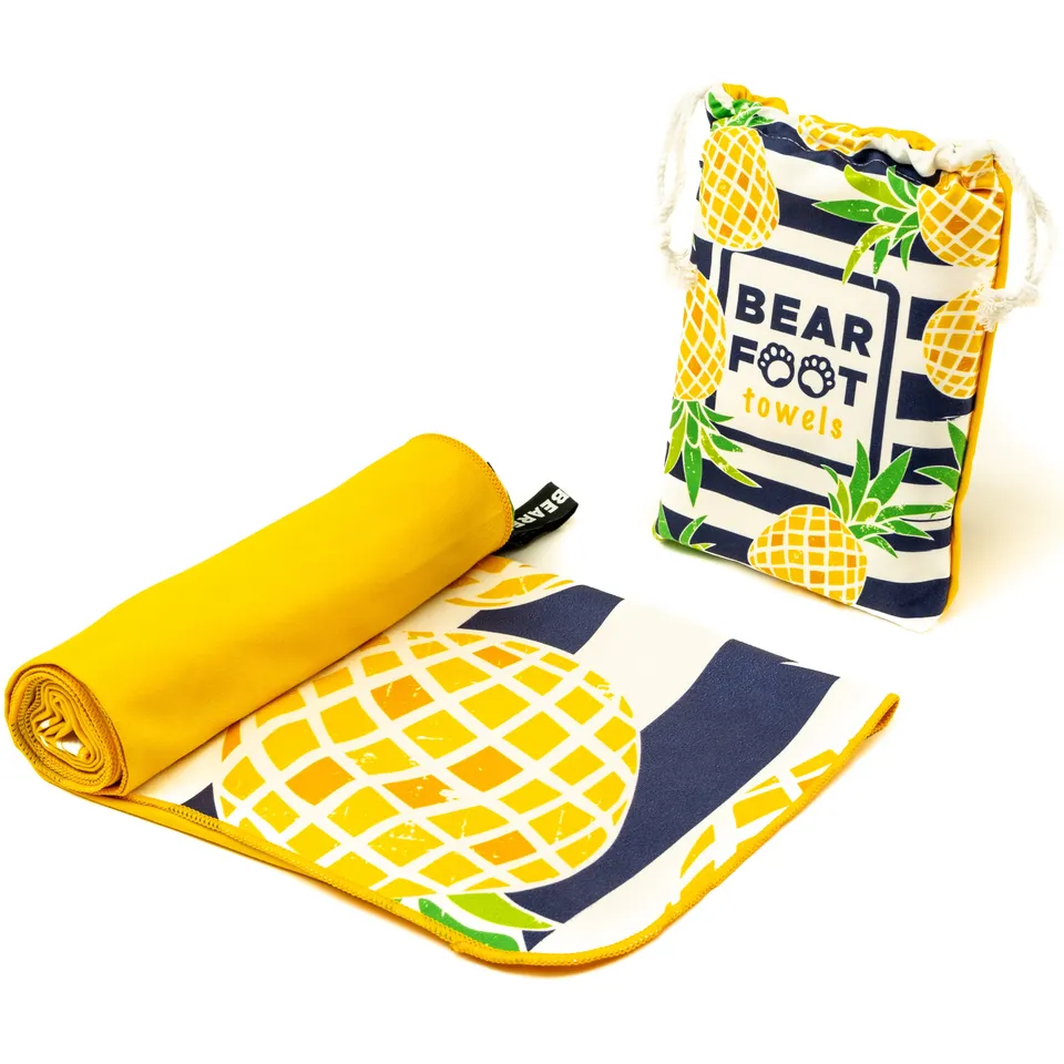 bearfoot-strandt-cher-ananas-mikrofaser-handtuch-160x80-gelb image 1