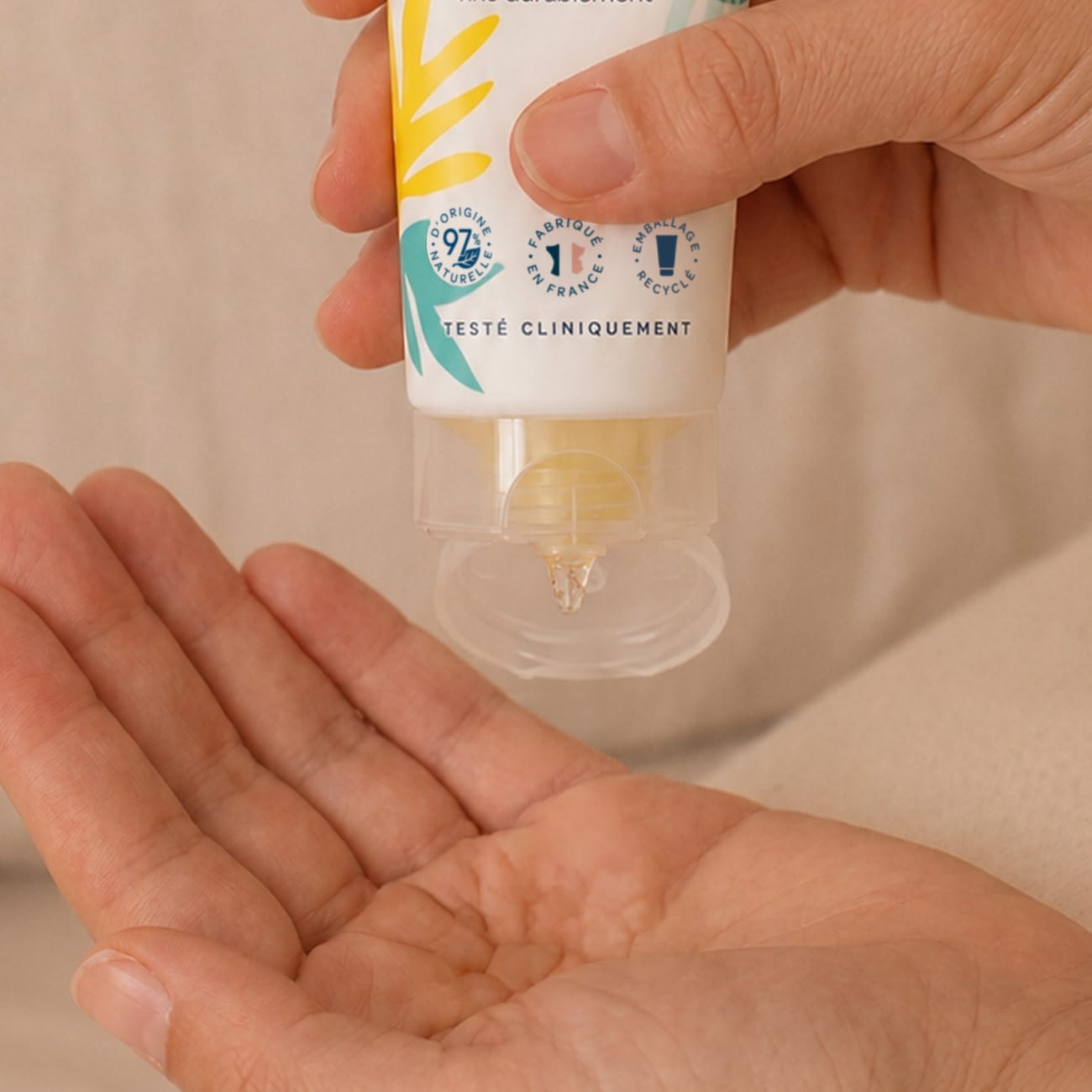 biolane-gel-coiffant-baby-haargel-100-ml-wet-look image 3
