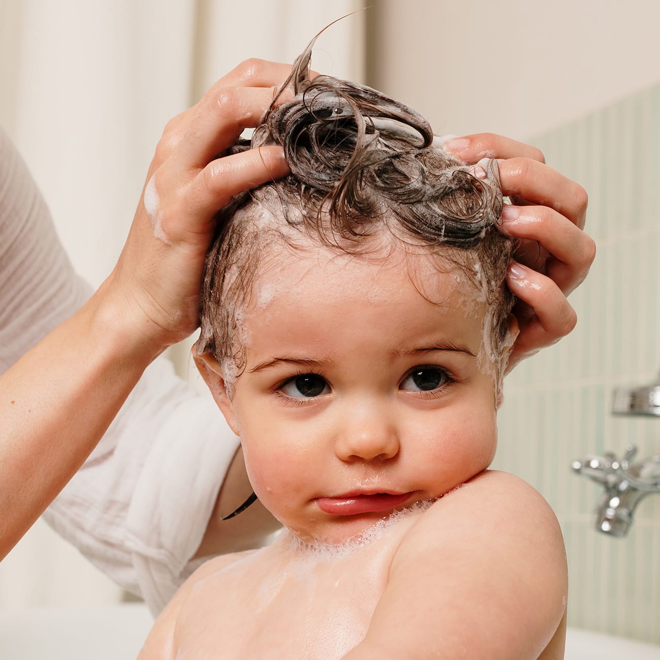 biolane-shampooing-doux-babyshampoo-350-ml-mild image 5