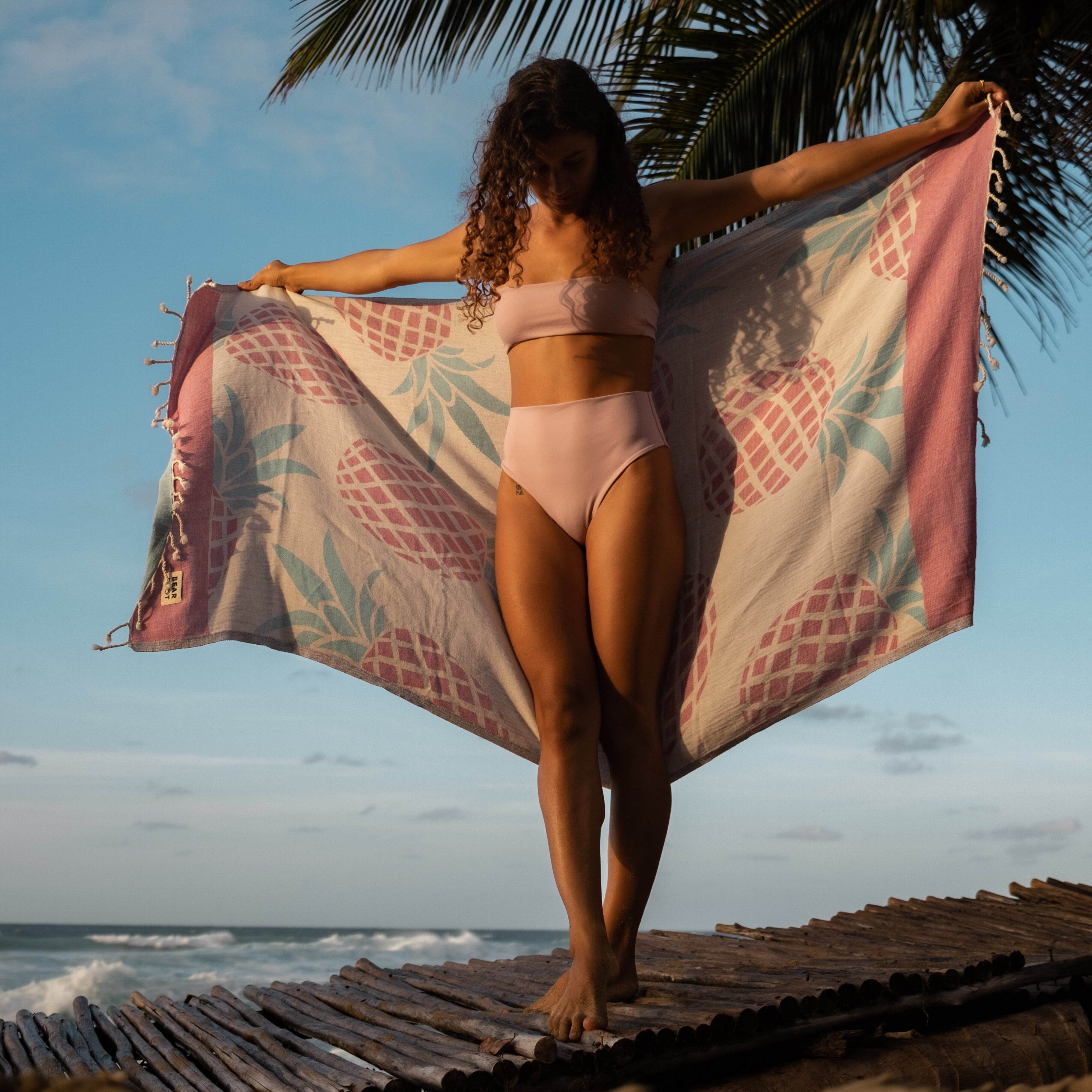 bearfoot-strandtuch-pineapple-pink-100-baumwolle-hamamtuch image 4